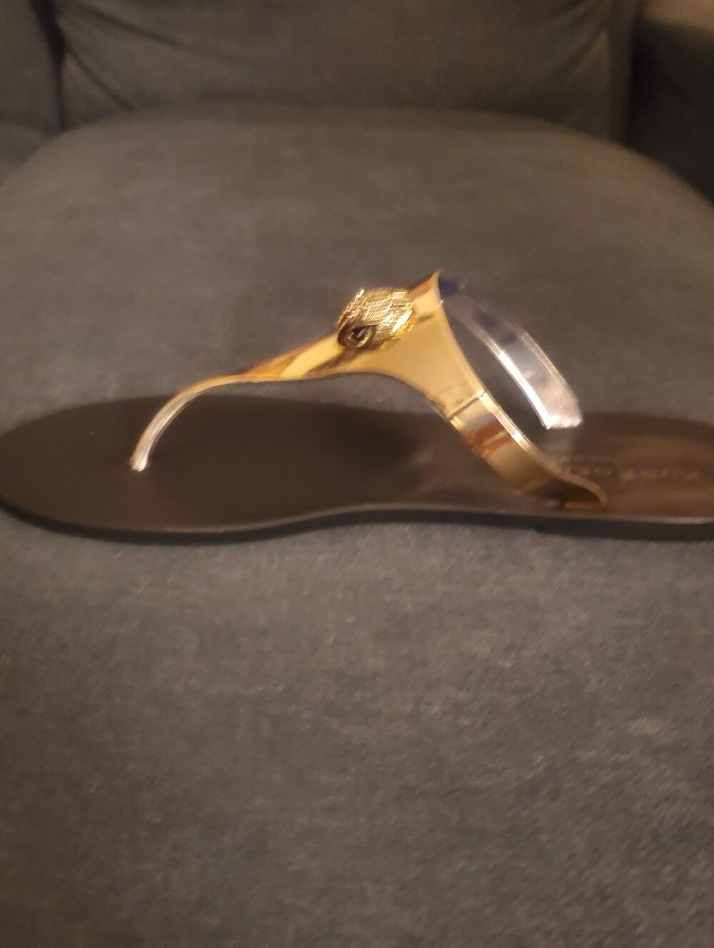 KURT GEIGER Women's Gold Metallic MADDISON TBar Thong Sandals NWOT WOB SIZE 10 - Picture 6 of 10
